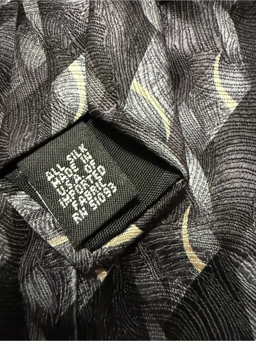 Haggar Red and Gray Patterned Silk Tie